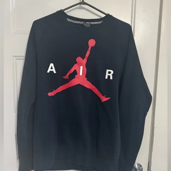 Jordan Sweatshirt - Picture 2 of 4
